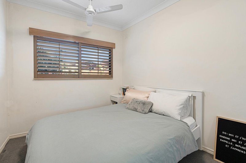 Photo - A17/1 Great Hall Drive, Miami QLD 4220 - Image 12