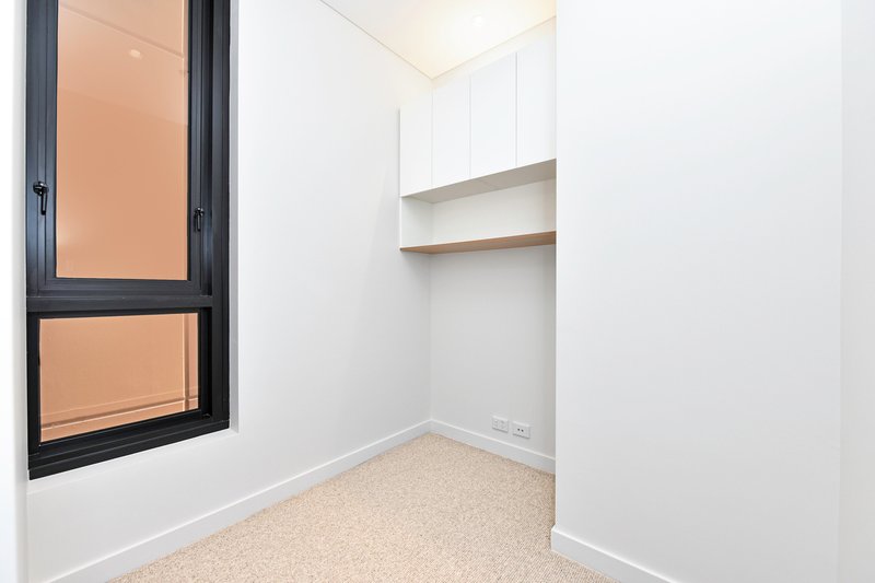 Photo - A1713/1 Network Place, North Ryde NSW 2113 - Image 8