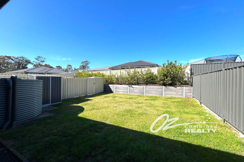 Photo - A/20 Tahnee Street, Sanctuary Point NSW 2540 - Image 3