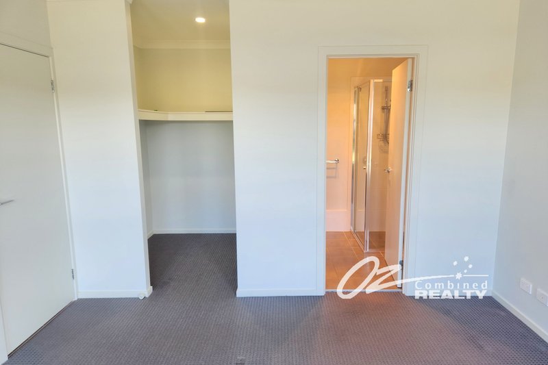 Photo - A/20 Tahnee Street, Sanctuary Point NSW 2540 - Image 5