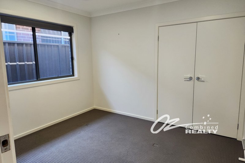 Photo - A/20 Tahnee Street, Sanctuary Point NSW 2540 - Image 16