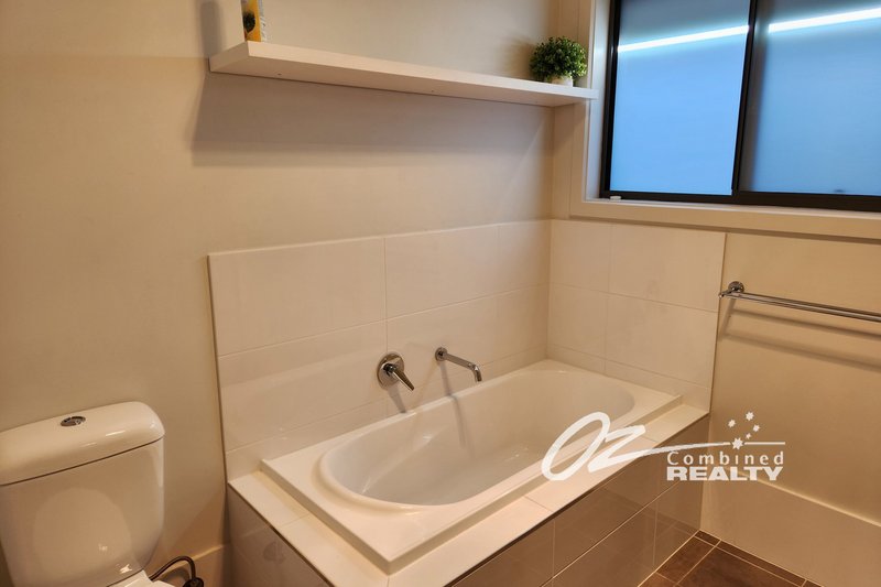 Photo - A/20 Tahnee Street, Sanctuary Point NSW 2540 - Image 20