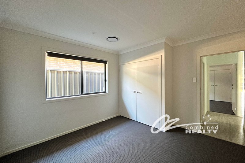 Photo - A/20 Tahnee Street, Sanctuary Point NSW 2540 - Image 6