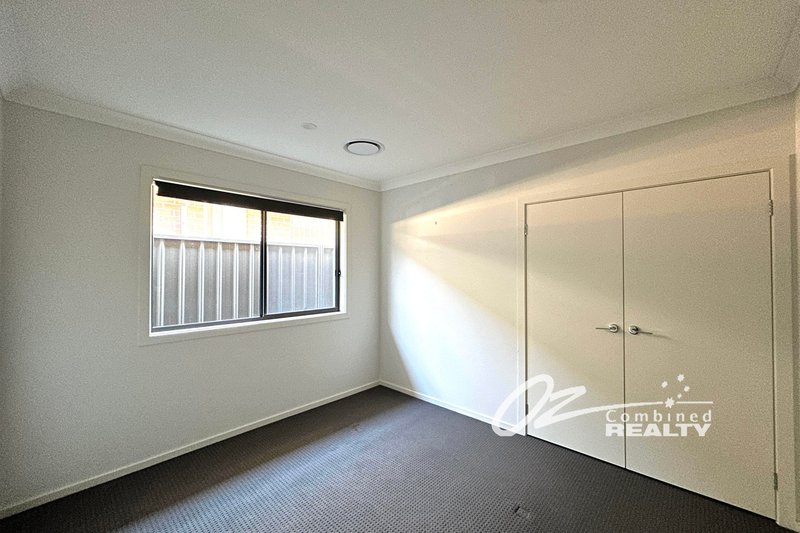 Photo - A/20 Tahnee Street, Sanctuary Point NSW 2540 - Image 8