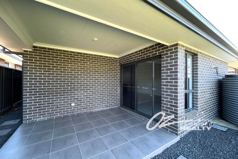 Photo - A/20 Tahnee Street, Sanctuary Point NSW 2540 - Image 10