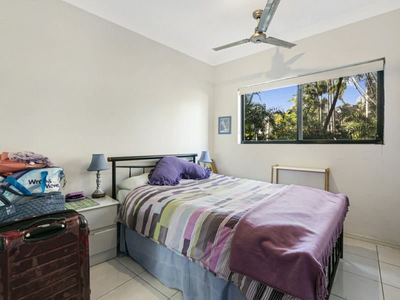 Photo - A2/1 Great Hall Dve , Miami QLD 4220 - Image 15