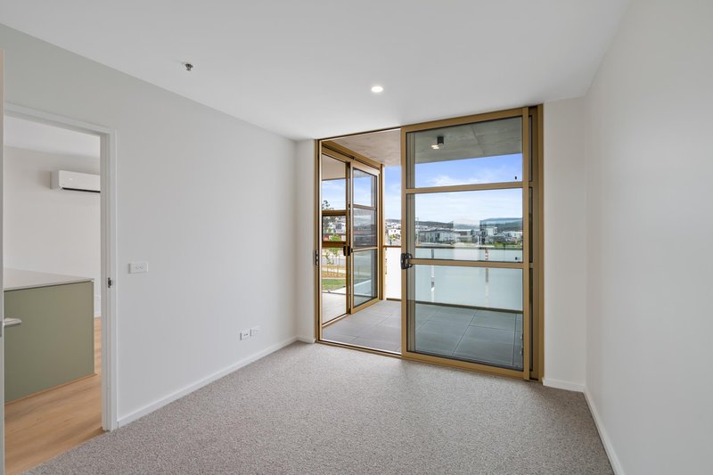 Photo - A211/17 Summerfield Close, Denman Prospect ACT 2611 - Image 4