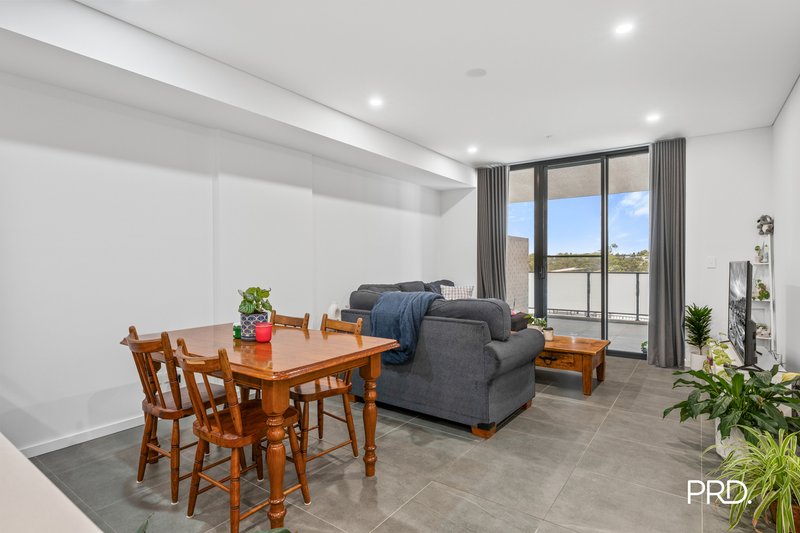 Photo - A211/90-98 Glenmore Ridge Drive, Glenmore Park NSW 2745 - Image 4