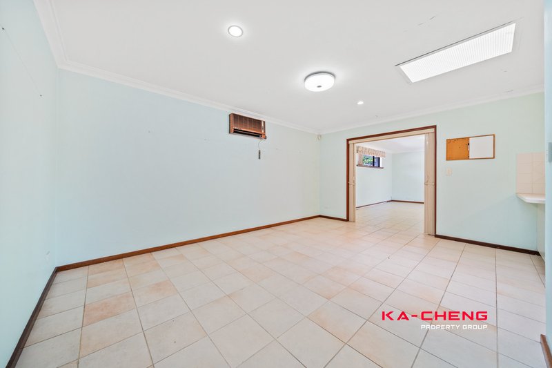 Photo - A/266 Drake Street, Morley WA 6062 - Image 12