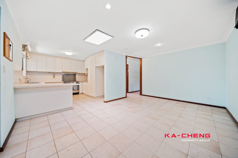 Photo - A/266 Drake Street, Morley WA 6062 - Image 15