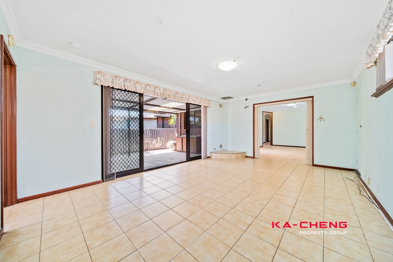 Photo - A/266 Drake Street, Morley WA 6062 - Image 22