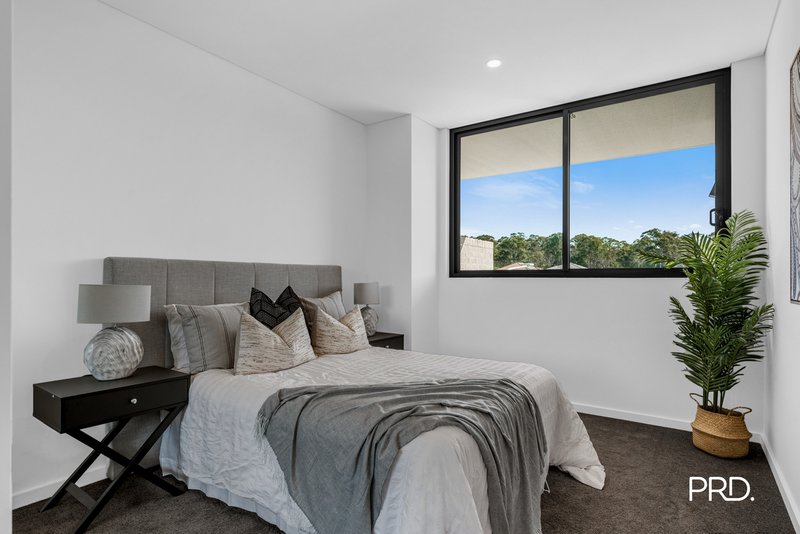 Photo - A304/90-98 Glenmore Ridge Drive, Glenmore Park NSW 2745 - Image 18