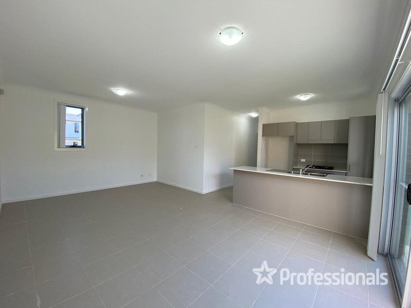 Photo - A/34 Riverstone Road, Riverstone NSW 2765 - Image 9