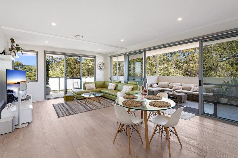 A404/2 Rowe Drive, Potts Hill NSW 2143