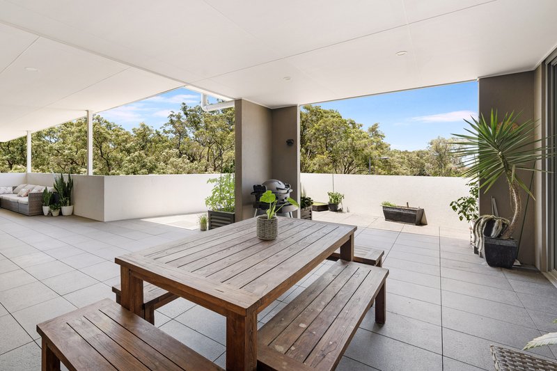 Photo - A404/2 Rowe Drive, Potts Hill NSW 2143 - Image 7