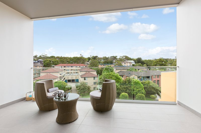 Photo - A404/5 Mooramba Road, Dee Why NSW 2099 - Image 2