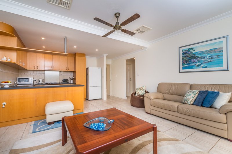 Photo - A/46 Aldgate Street, Joondalup WA 6027 - Image 12