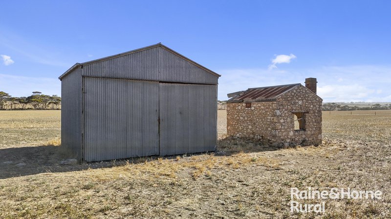 Photo - A50 Harvey Road, Woodchester SA 5255 - Image 1