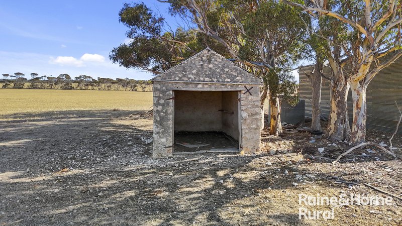 Photo - A50 Harvey Road, Woodchester SA 5255 - Image 11