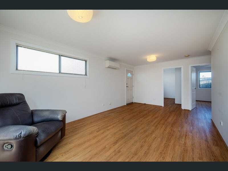 Photo - A/8 Rainham Ave , Mindarie WA 6030 - Image 4