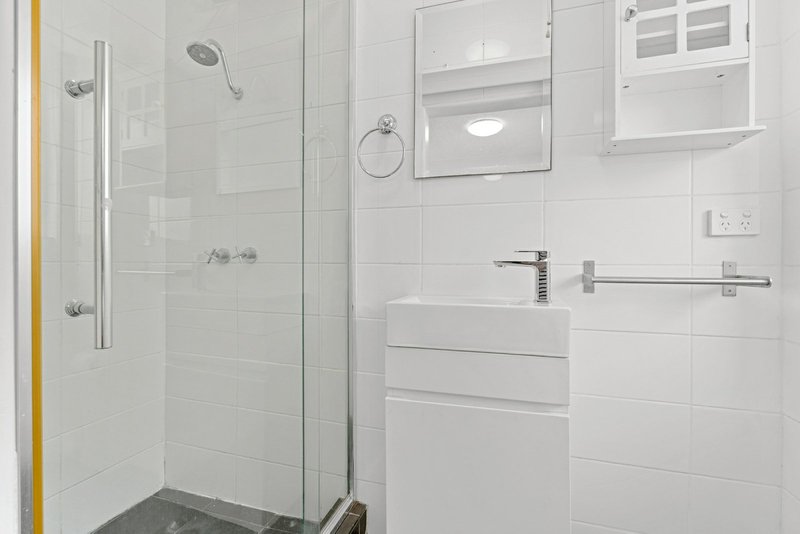 Photo - Apartment 11/379A New Canterbury Road, Dulwich Hill NSW 2203 - Image 4