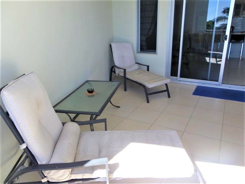 Photo - Apartment 12/2b Horseshoe Bay Road, Bowen QLD 4805 - Image 17