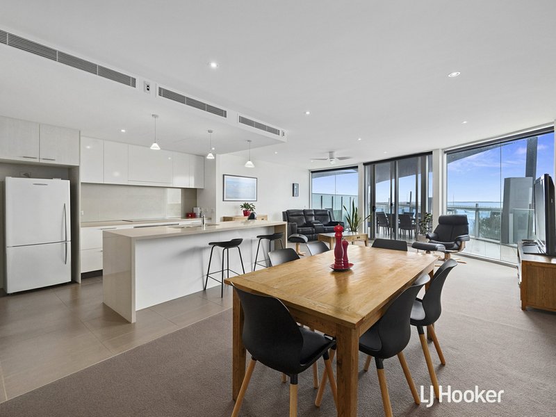 Photo - Apartment 16/157-159 Marine Parade, San Remo VIC 3925 - Image 2