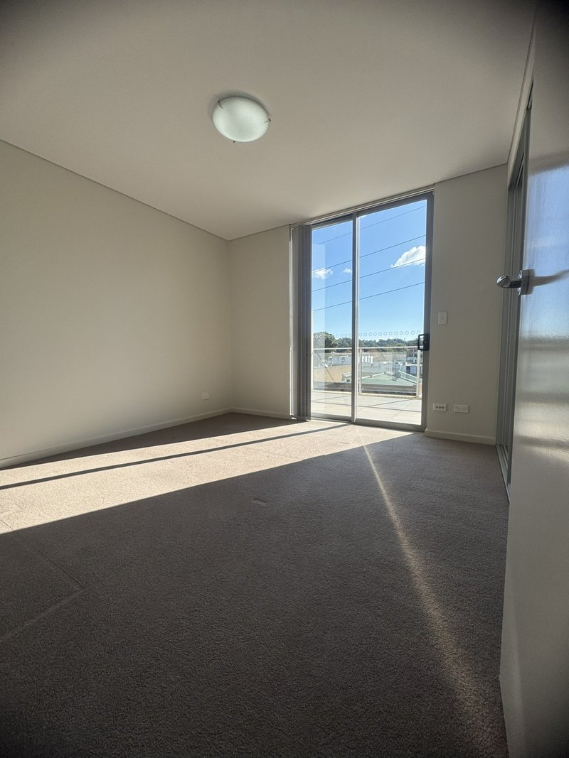 Photo - Apartment 302/62-80 Rowe Street, Eastwood NSW 2122 - Image 5
