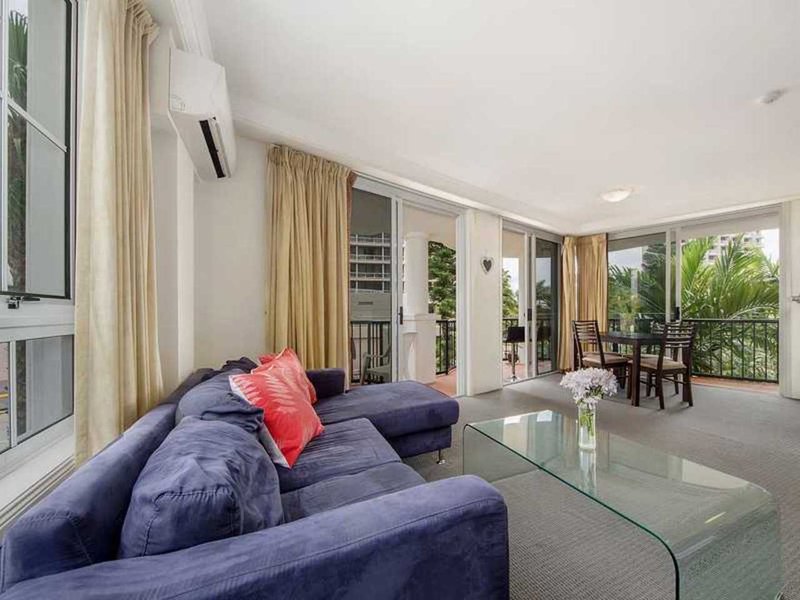 Photo - Apartment 316/9 Beach Parade, Surfers Paradise QLD 4217 - Image 6