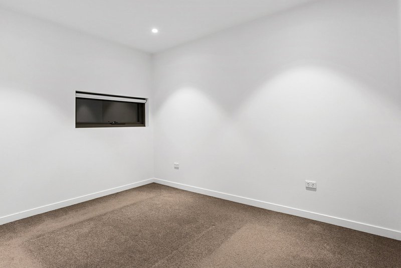 Photo - Apartment 3/254-258 Wardell Road, Marrickville NSW 2204 - Image 5