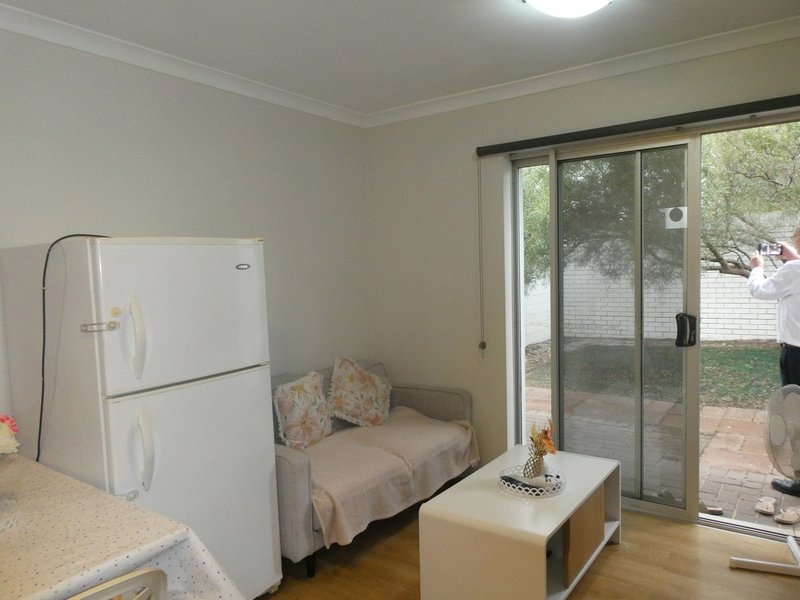 Photo - Apartment 35/1-5 Fitzroy Road, Rivervale WA 6103 - Image 4