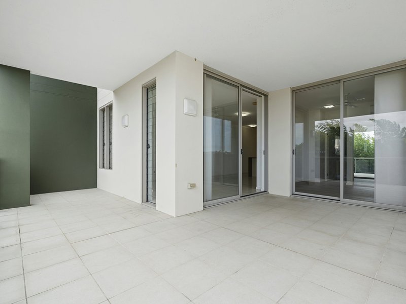 Photo - Apartment 3/70 Durham Street, St Lucia QLD 4067 - Image 11