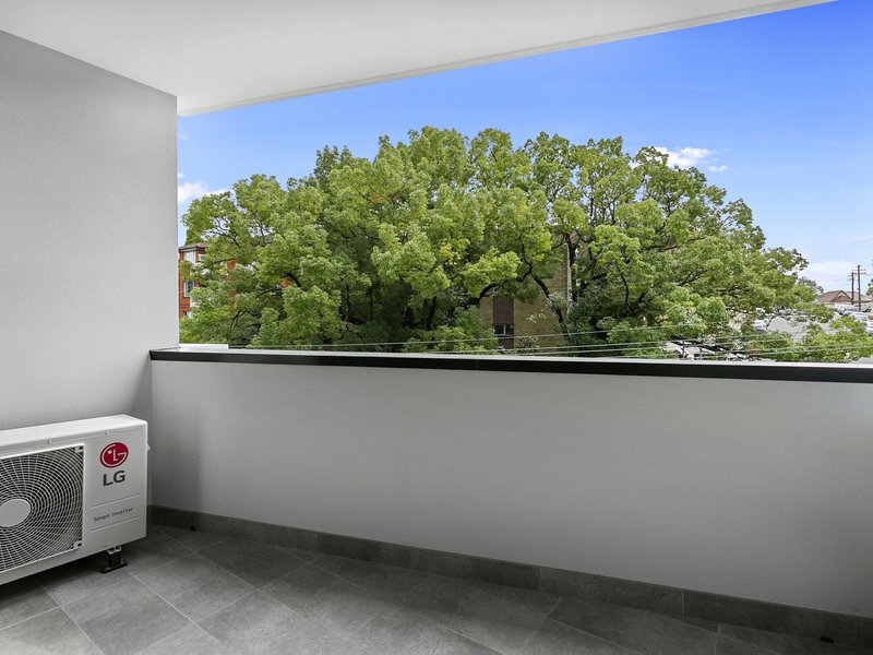 Photo - Apartment 406/10-14 Arthur Street, Marrickville NSW 2204 - Image 3