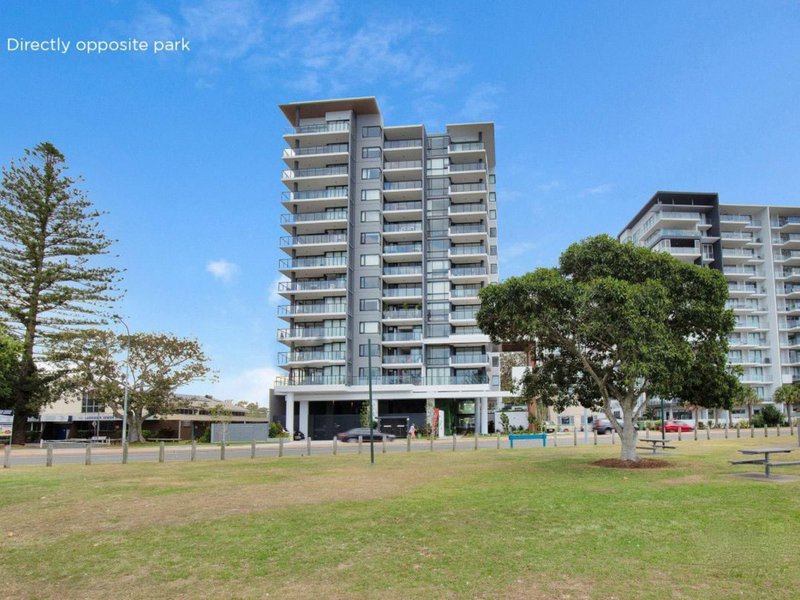 Photo - Apartment 505/372 Marine Parade, Labrador QLD 4215 - Image 19