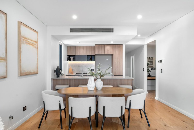 Photo - Apartment 608/5 Regent Street, Petersham NSW 2049 - Image 5