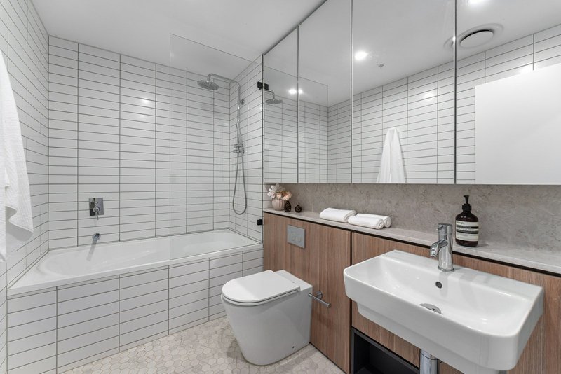 Photo - Apartment 608/5 Regent Street, Petersham NSW 2049 - Image 12