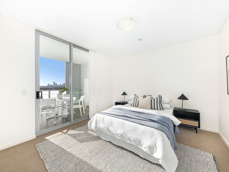 Photo - Apartment 708/12-14 Northumberland Road, Auburn NSW 2144 - Image 4