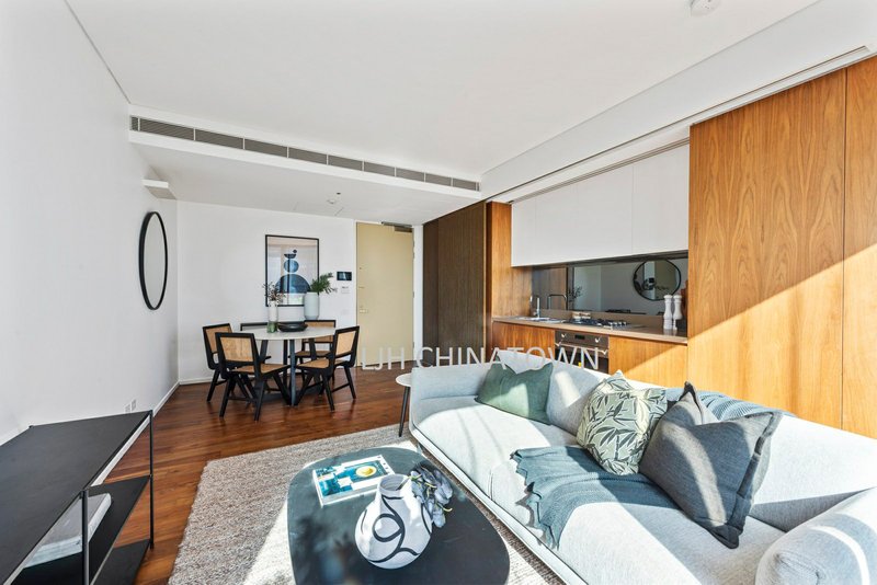 Photo - Apartment E2104/3 Carlton Street, Chippendale NSW 2008 - Image 5