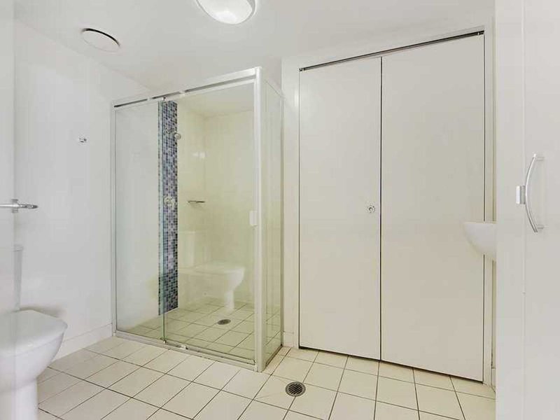 Photo - Apartment/3302/ Albert Street, Brisbane QLD 4000 - Image 11