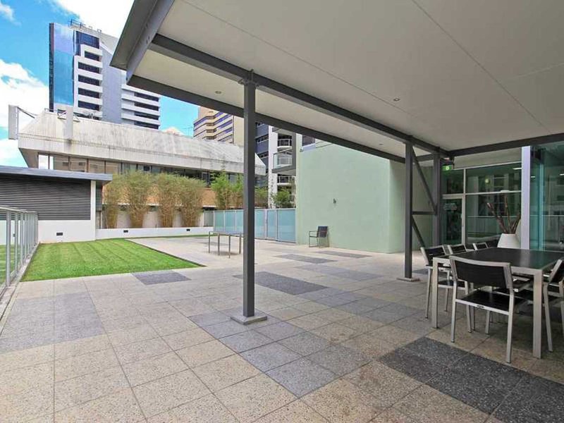 Photo - Apartment/3302/ Albert Street, Brisbane QLD 4000 - Image 17