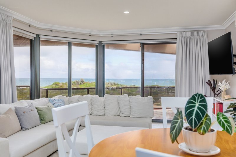 Apartment/72 Oceanside Promenade, Mullaloo WA 6027