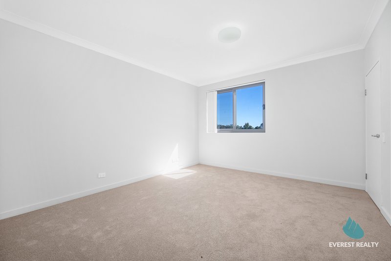 Photo - APT 142/1 Meryll Avenue, Baulkham Hills NSW 2153 - Image 8