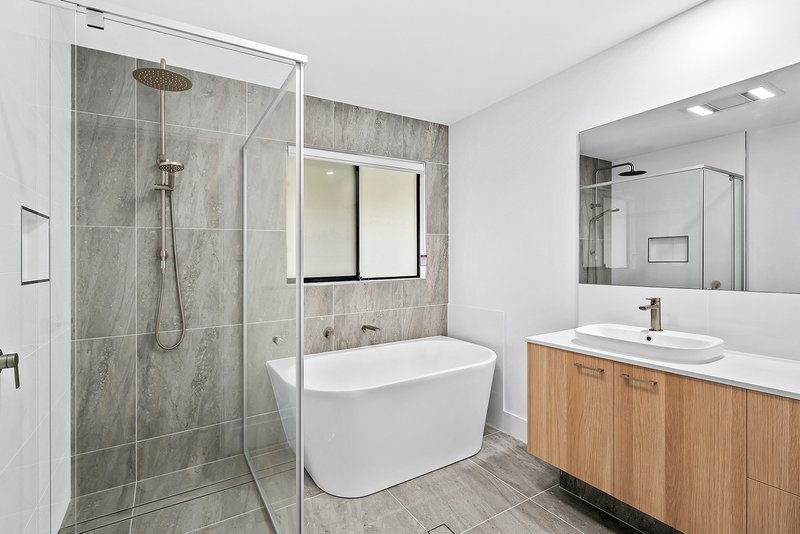 Photo - Arana Hills QLD 4054 - Image 6