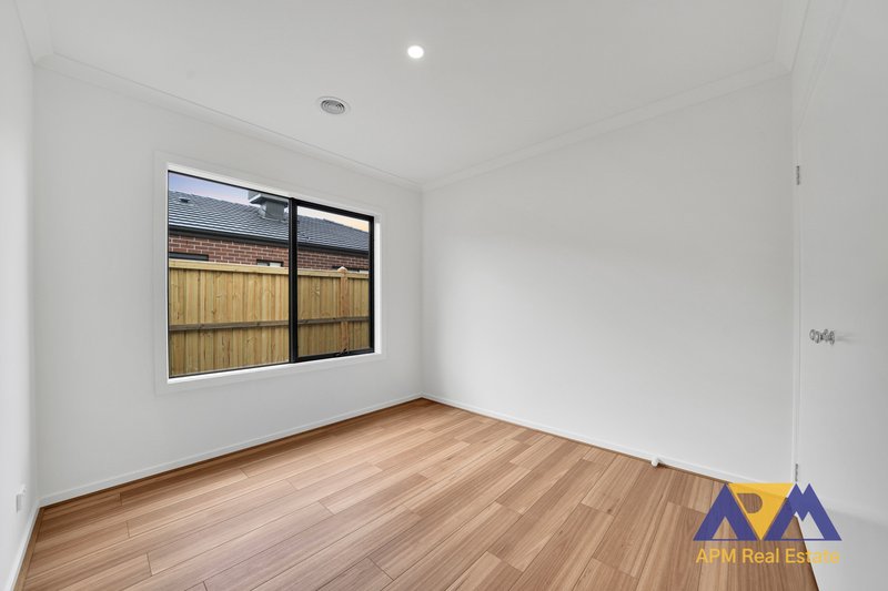Photo - Area B/61 Argant Loop, Sunbury VIC 3429 - Image 3