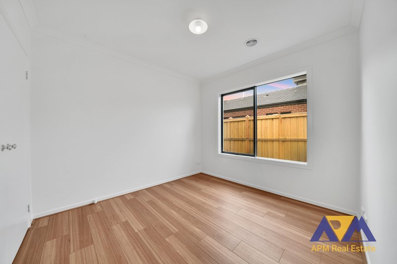 Photo - Area B/61 Argant Loop, Sunbury VIC 3429 - Image 5