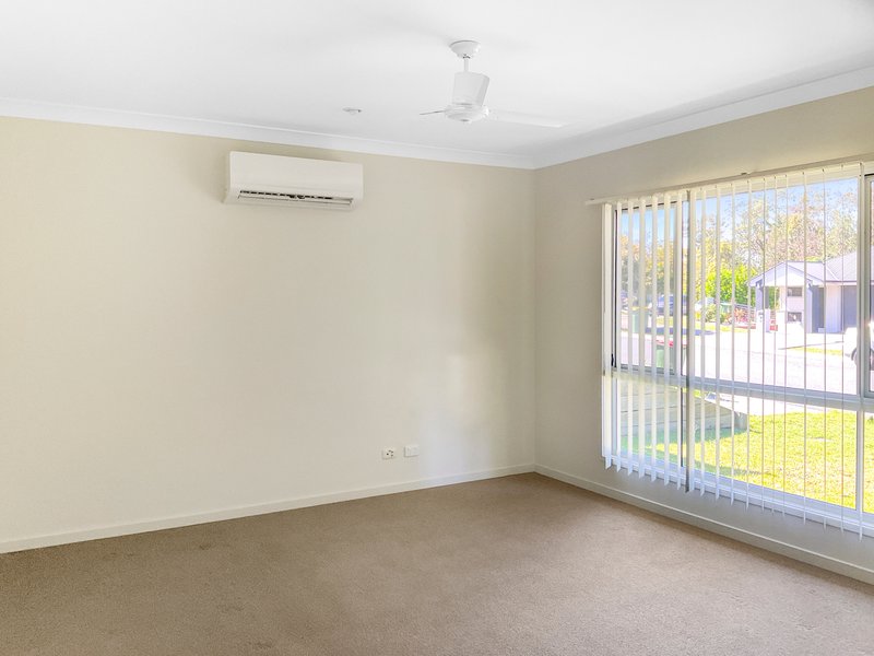 Photo - Augustine Heights QLD 4300 - Image 4