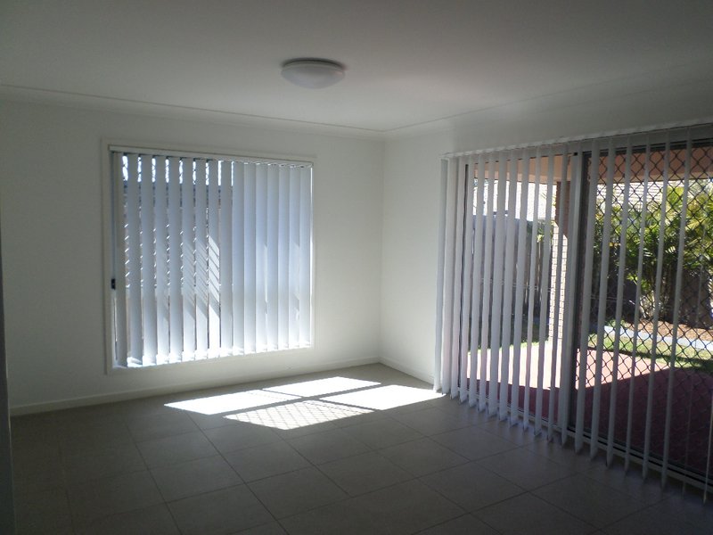 Photo - Augustine Heights QLD 4300 - Image 3