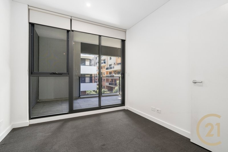 Photo - B107/19-25 Bigge Street, Liverpool NSW 2170 - Image 7