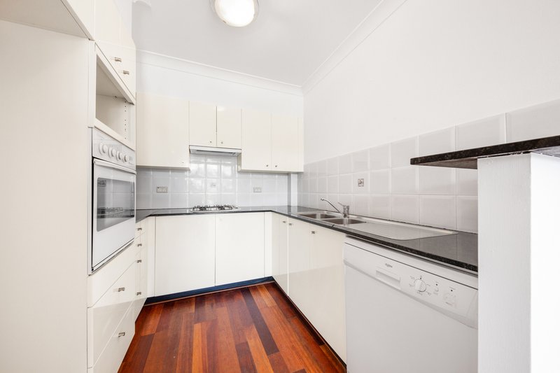 Photo - B10/90 Mount Street, Coogee NSW 2034 - Image 3