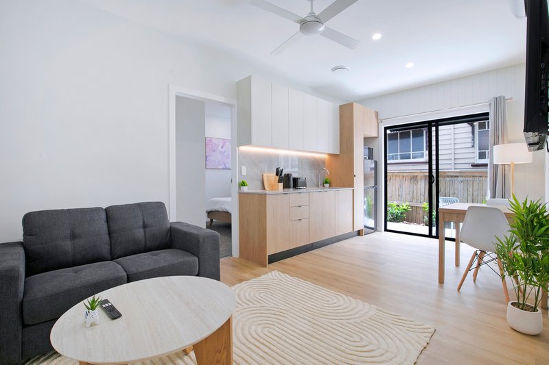 Photo - B1.U4/22 Nerida Lane, Milton QLD 4064 - Image 1